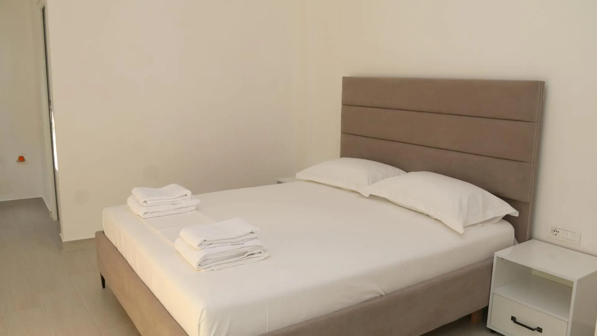 Vila Jovani Sarandë アルバニア