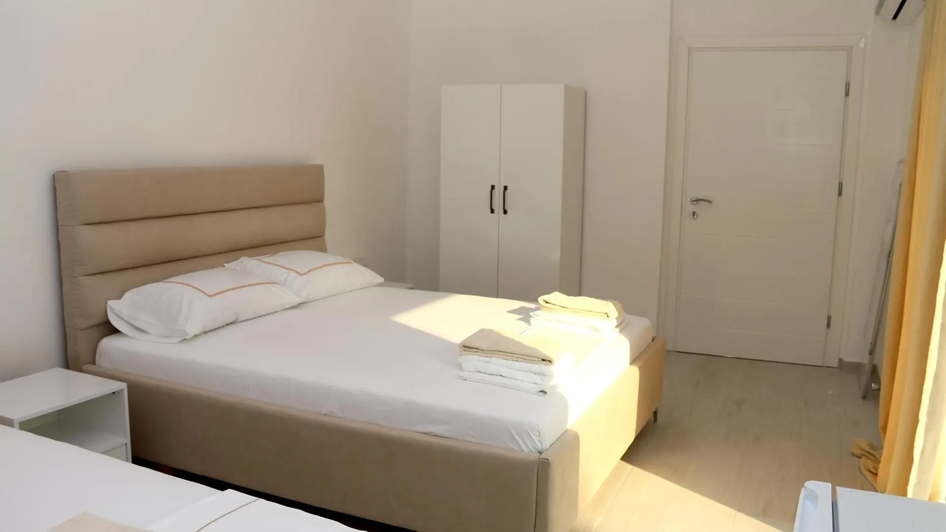 Vila Jovani Sarandë ホテル